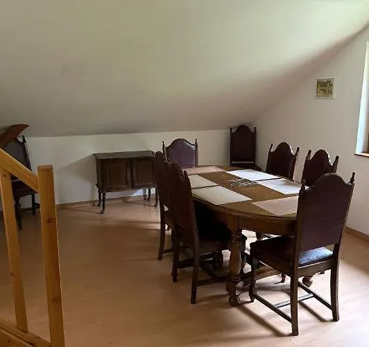 格特迪拉瑞赛尼度假屋 *