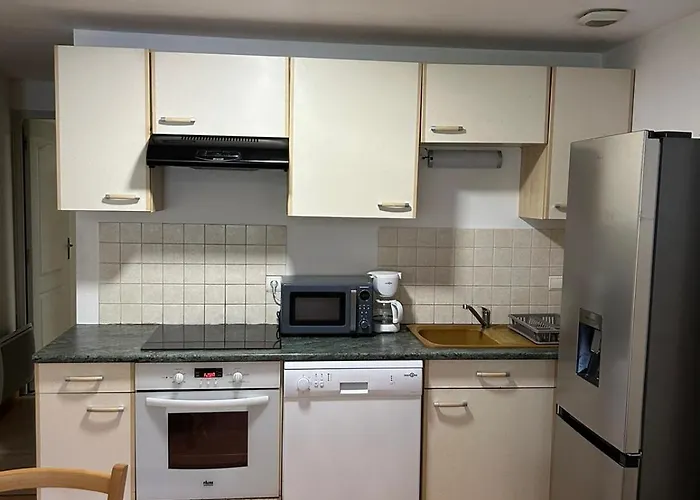 格特迪拉瑞赛尼度假屋 格尔蒙特维勒阿瓦尔