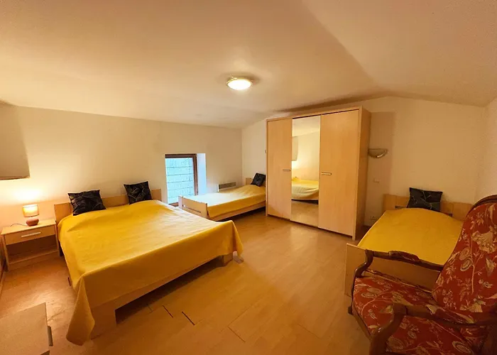 格特迪拉瑞赛尼度假屋 度假居 格尔蒙特维勒阿瓦尔